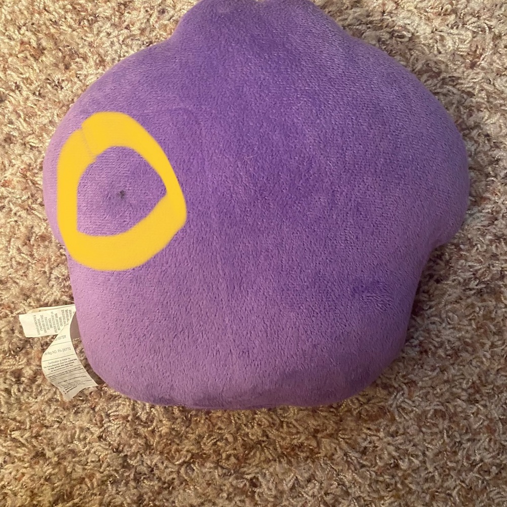 Pillow - Picture 2 of 2